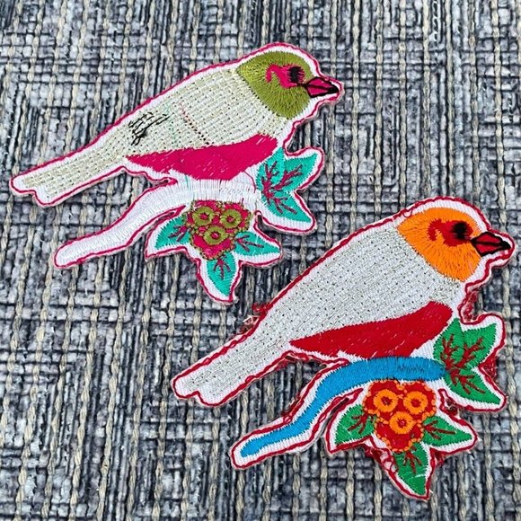 Iron On Bird Patch Lot of 2 Bird on Branch Multi Color Embroidery Patches X2 - Picture 1 of 8